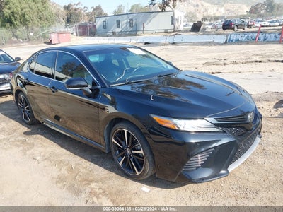 TOYOTA CAMRY 2018