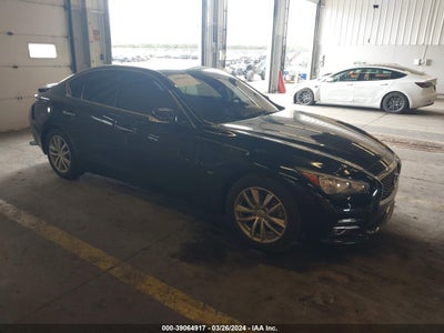 INFINITI Q50 2015