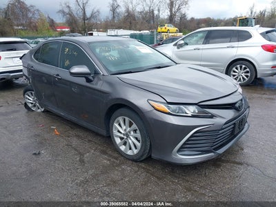 TOYOTA CAMRY 2022