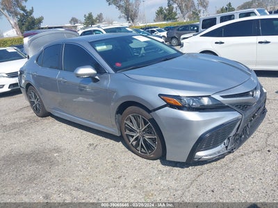 TOYOTA CAMRY 2024