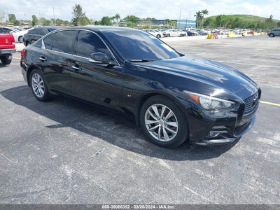 Infiniti Q50 2015