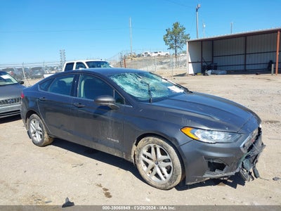 FORD FUSION HYBRID 2019