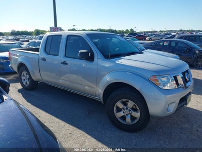 NISSAN FRONTIER 2013