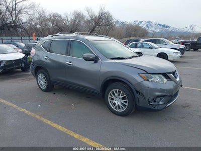 NISSAN ROGUE 2015