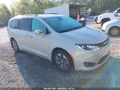 CHRYSLER PACIFICA HYBRID 2017