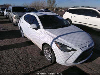 Scion Ia 2016