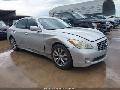 Infiniti M37 2012