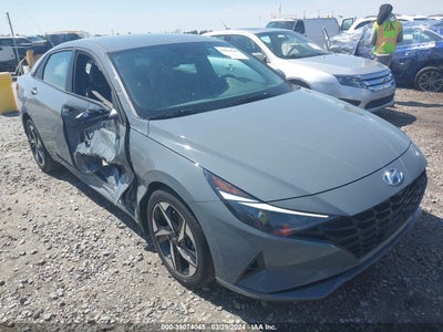 Hyundai Elantra 2023