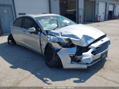 FORD FUSION 2019