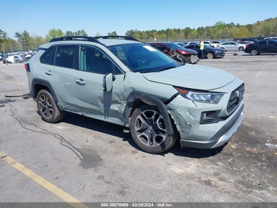 TOYOTA RAV4 2021