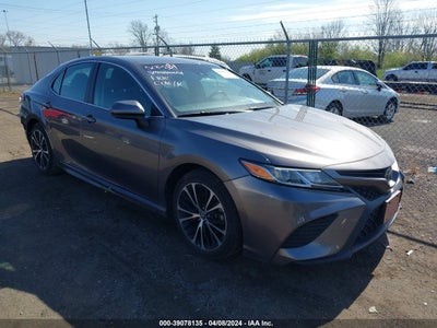 TOYOTA CAMRY 2018