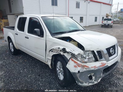 NISSAN FRONTIER 2014
