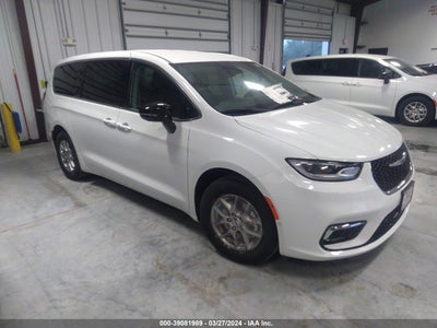 Chrysler Pacifica 2024