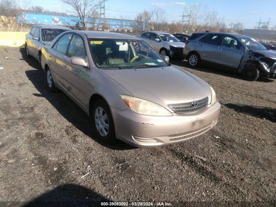 TOYOTA CAMRY 2004