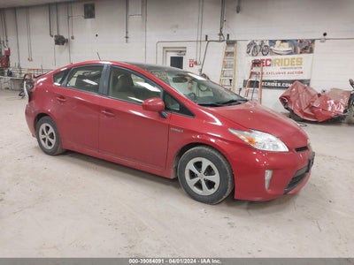 TOYOTA PRIUS 2015