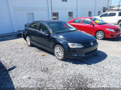 VOLKSWAGEN JETTA 2011