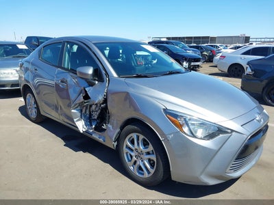 Scion Ia 2016