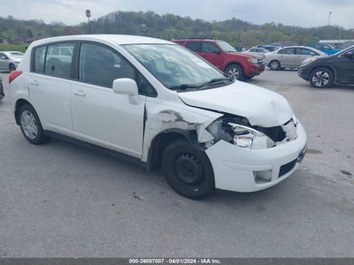 NISSAN VERSA 2010