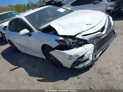 Toyota Camry 2022