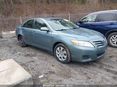 TOYOTA CAMRY 2010