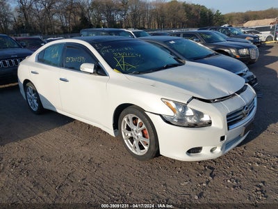 NISSAN MAXIMA 2013