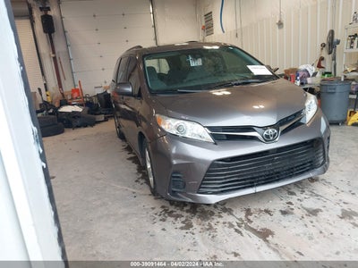 Toyota Sienna 2018
