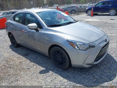 Scion Ia 2016