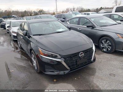 Nissan Altima 2024