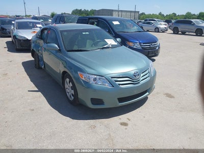TOYOTA CAMRY 2010