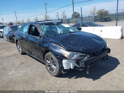 TOYOTA CAMRY 2016