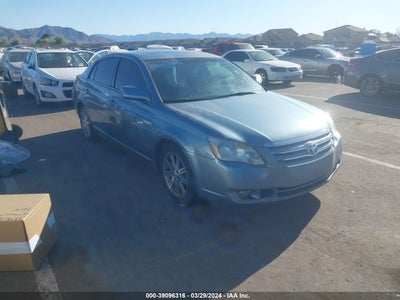 Toyota Avalon 2005