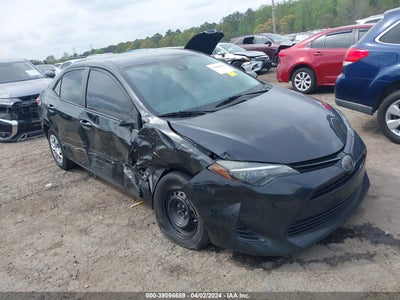 TOYOTA COROLLA 2017