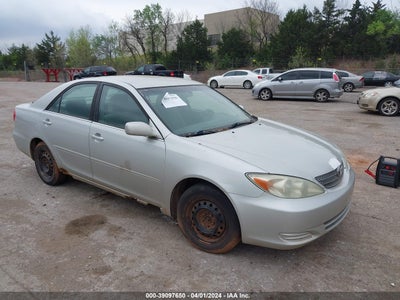 TOYOTA CAMRY 2002