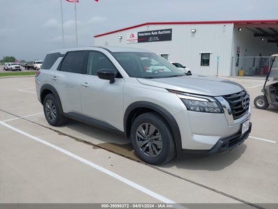 Nissan Pathfinder 2024