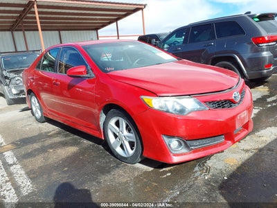 TOYOTA CAMRY 2014