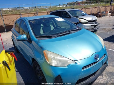 TOYOTA PRIUS C 2014