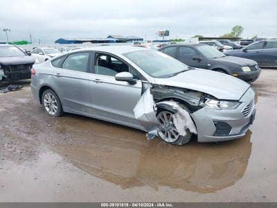 FORD FUSION HYBRID 2020