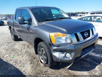 Nissan Titan 2015