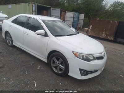 Toyota Camry 2014