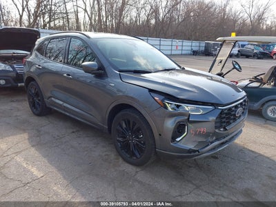 FORD ESCAPE 2023
