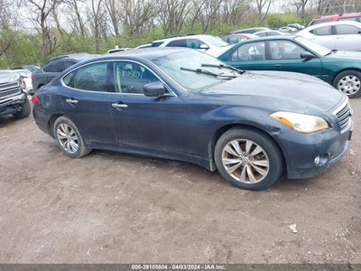 Infiniti M37 2011