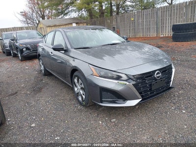 Nissan Altima 2024