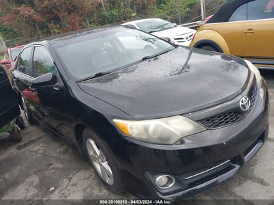 TOYOTA CAMRY 2012