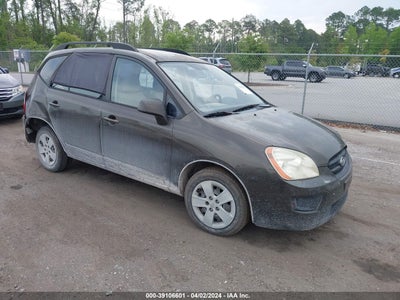 Kia Rondo 2009