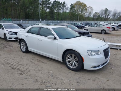 CHRYSLER 300 2018