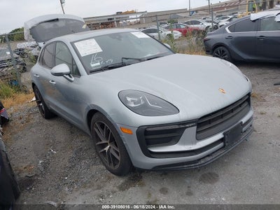 PORSCHE MACAN 2022