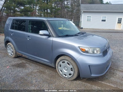 Scion Xb 2010