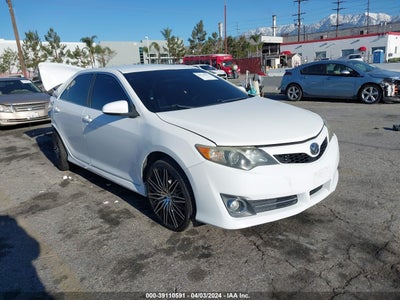 TOYOTA CAMRY 2012