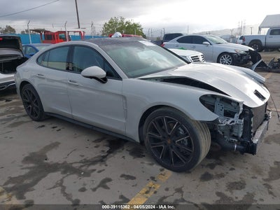 PORSCHE PANAMERA 2018