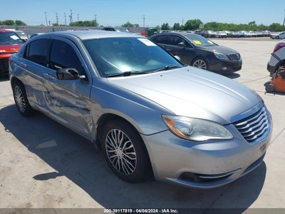 Chrysler 200 2013